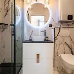 Appartement 4pers # 1 Bedroom # Ternes # 17 *