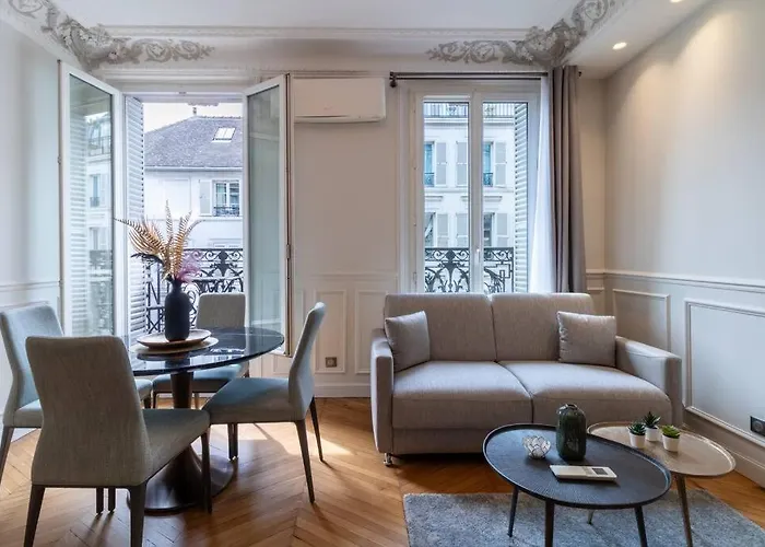 4pers # 1 Bedroom # Ternes # 17 * Paryż