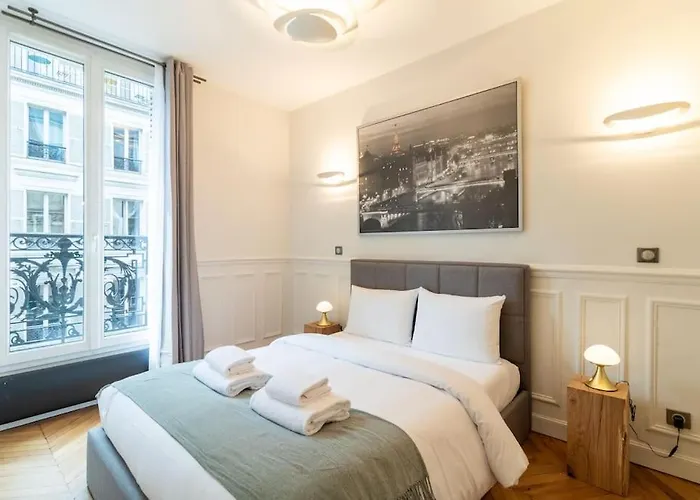 4pers # 1 Bedroom # Ternes # 17 Apartament *